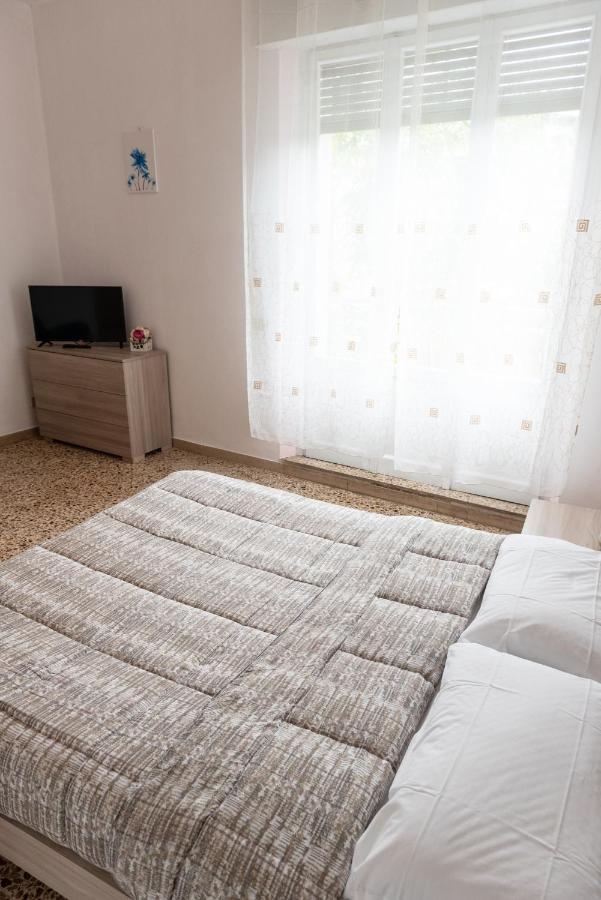 ארצו Poggio Del Sole Guest House מראה חיצוני תמונה