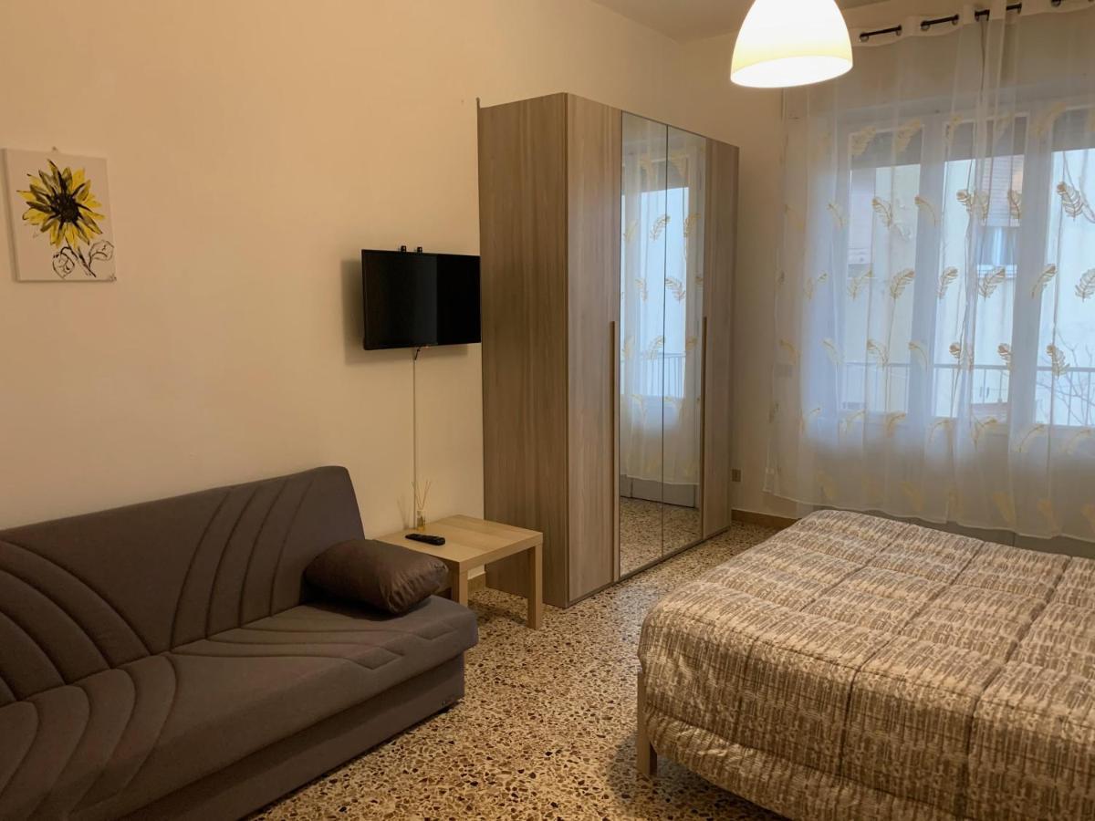 ארצו Poggio Del Sole Guest House מראה חיצוני תמונה